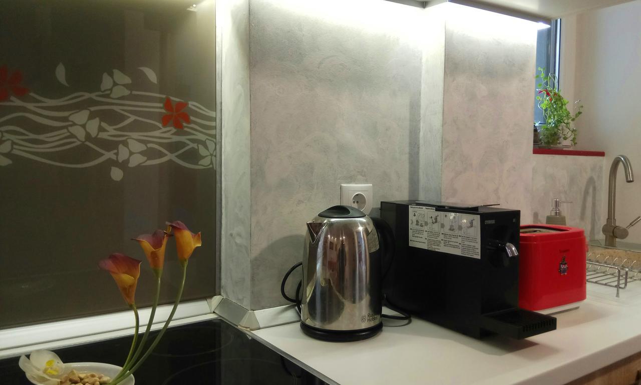 Fancy 1Bd Family Friendly In Historical Centre Appartement Boekarest Buitenkant foto